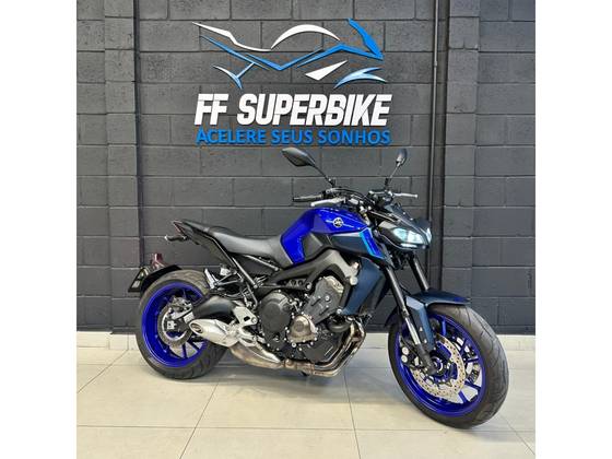 YAMAHA MT-09 